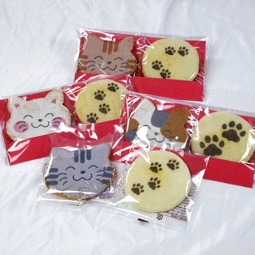 No.2931 三色団子ねこちゃんと肉球最中のチャーム 000000000223-06.jpg?size=l&w=