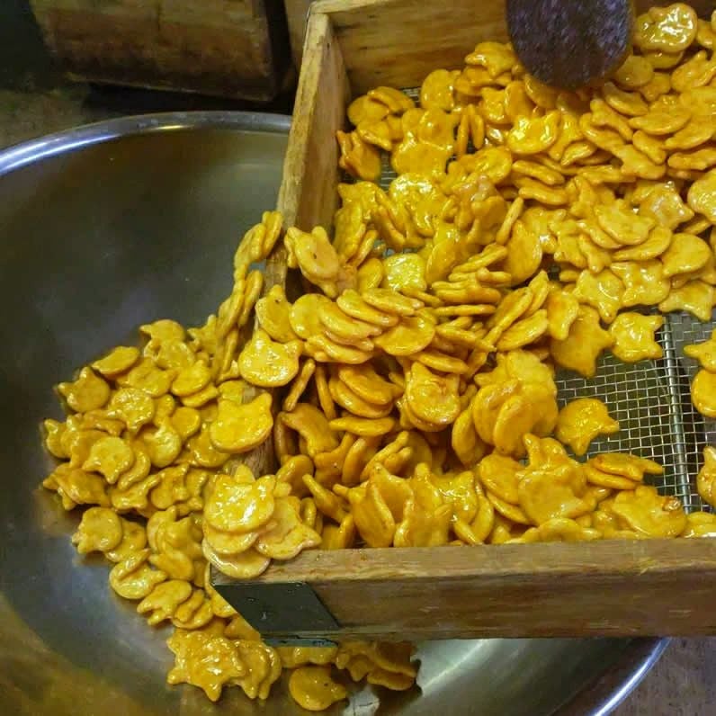 ちびにゃんべい｜サラダ | 煎餅・豆・プチギフト・季節菓子処「みなとや」